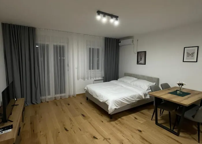Flyinn Residence